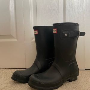Short hunter rain boots